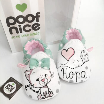 Klasičan model-Mače cipelice-mint tufnasto-roze-srca baloni